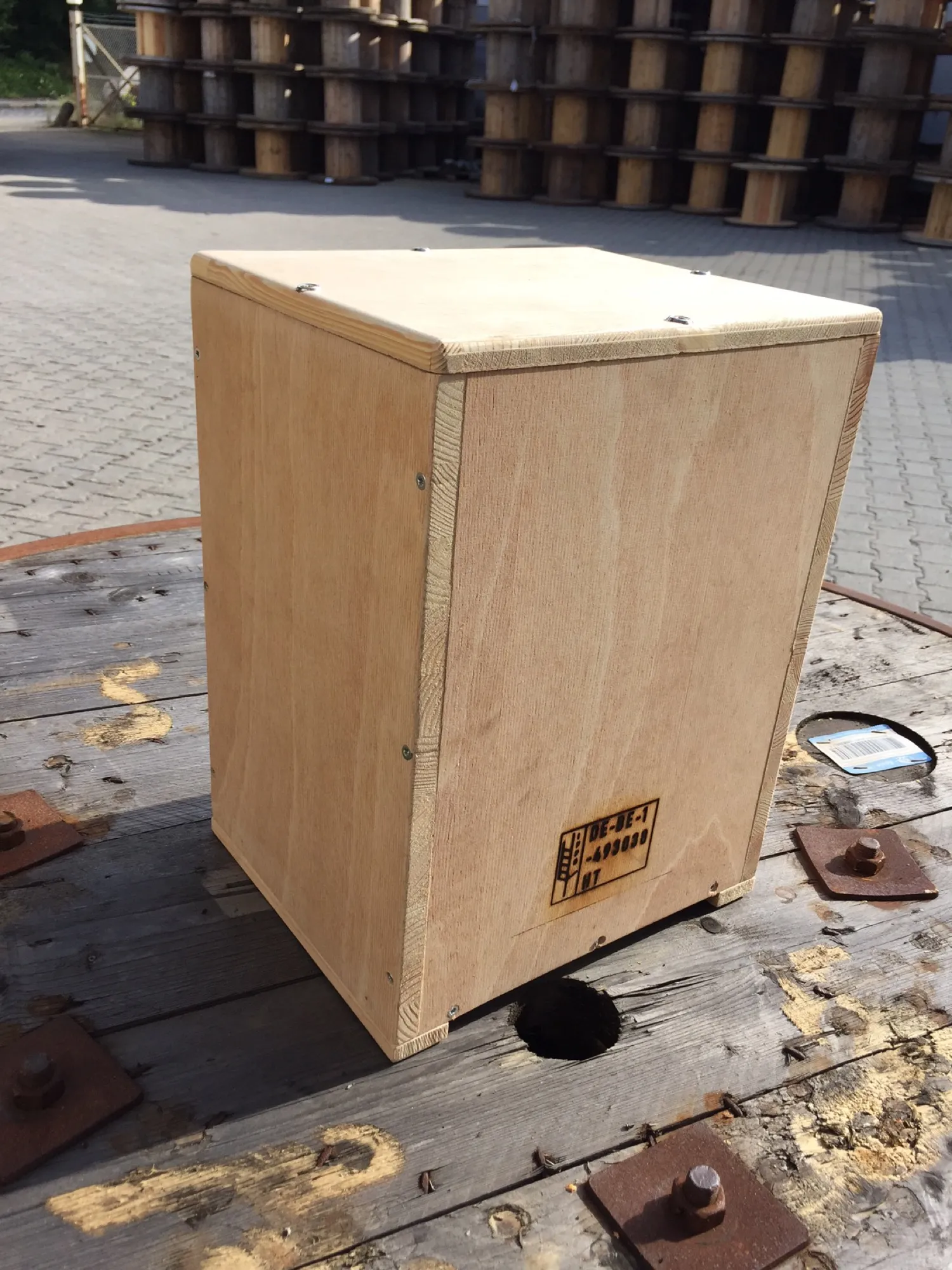 Maßgefertigte Holzkiste für den Kunsttransport